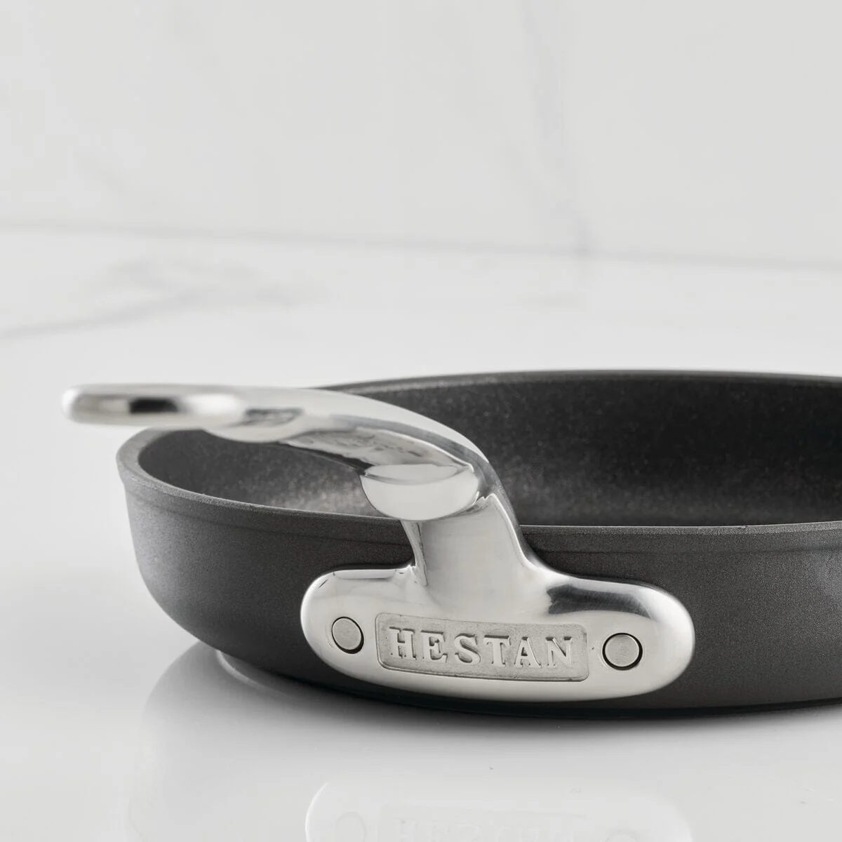 Hestan TITUM® Fusion 9.5" Nonstick Skillet - Image 2