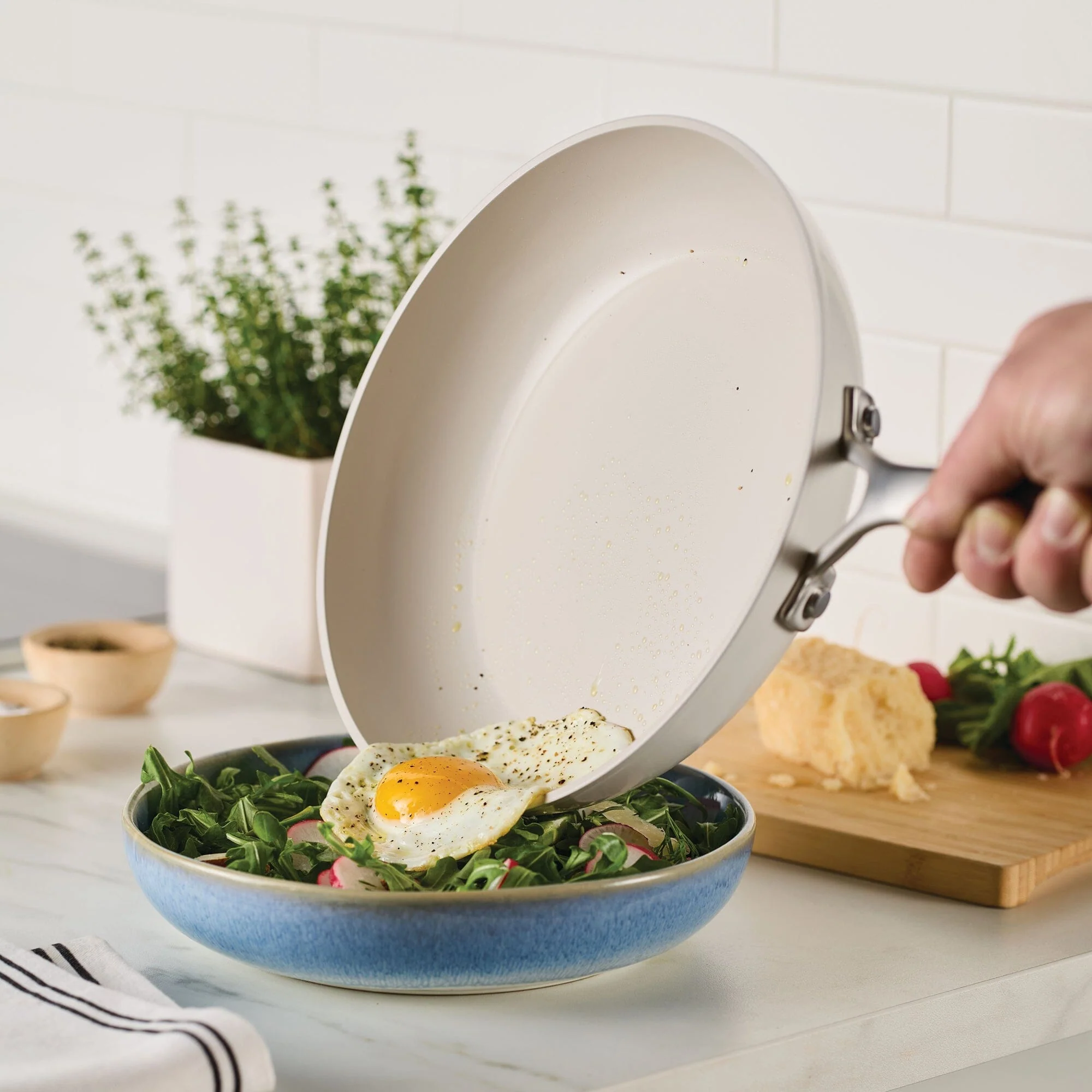 KitchenAid Hard Anodized Ceramic Induction Nonstick 9 Piece Cookware Set Porcelain White - Image 4