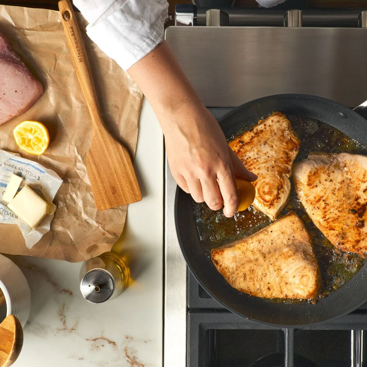 KitchenAid Hard Anodized Induction Frying Pan with Lid, 12.25-Inch, Matte Black - Image 3
